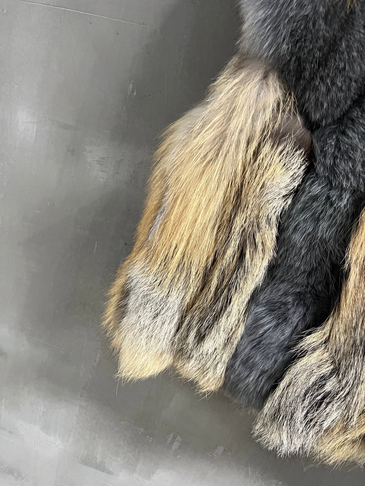 LV 25S FUR VEST 0059