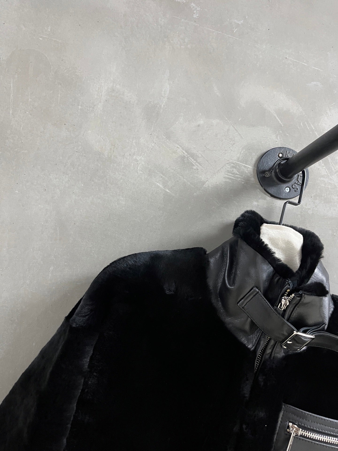 HERMES 26S SHEARLING CROPPED JACKET 836