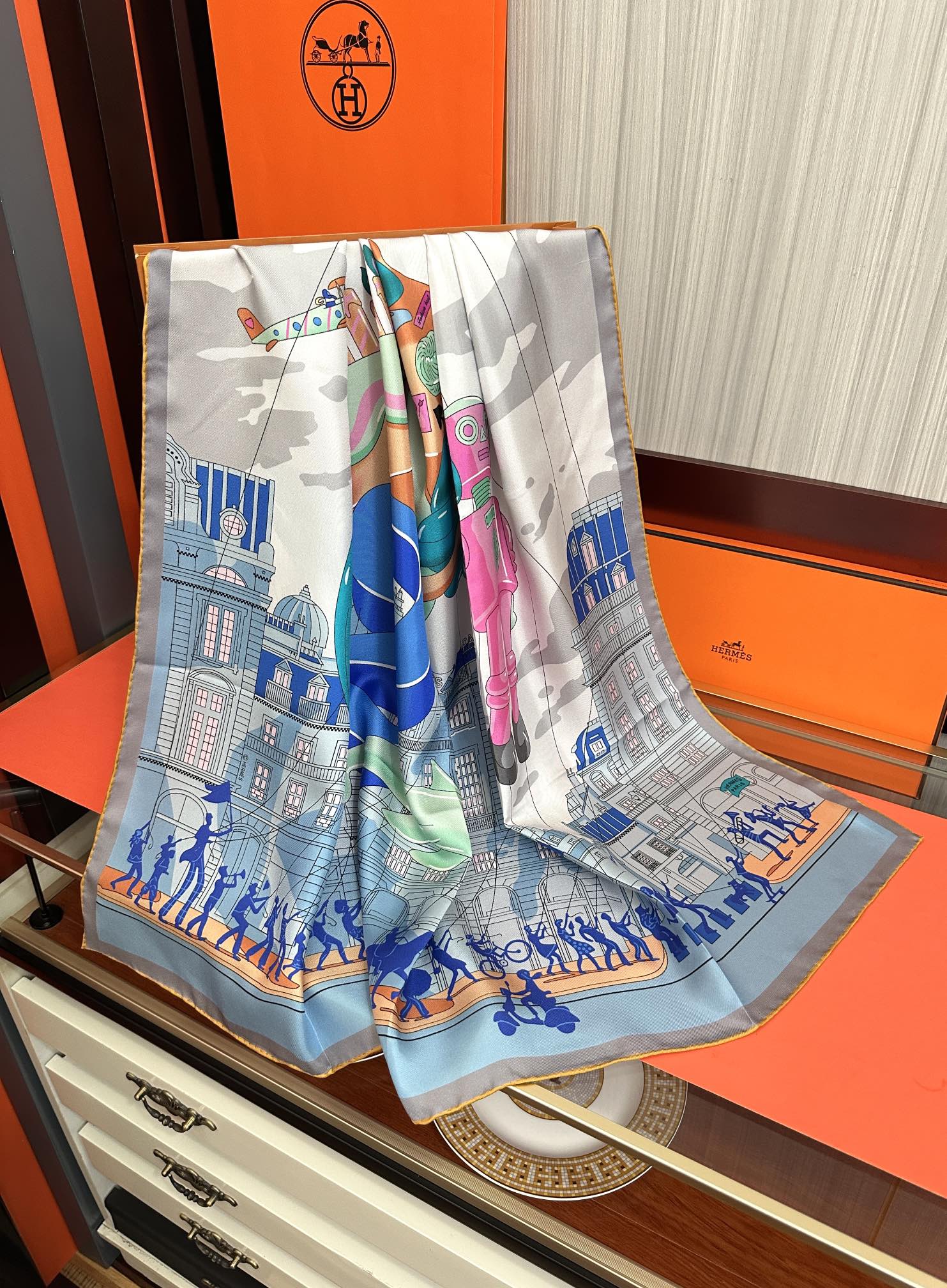 HERMES 25S SCARF 90 IN SILK 730547