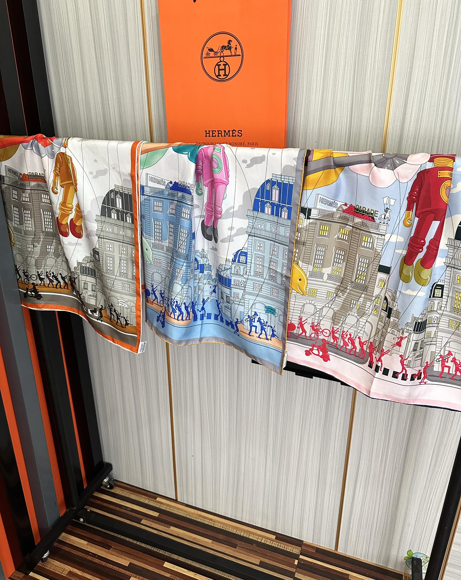 HERMES 25S SCARF 90 IN SILK 730547
