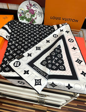 LV SCARF 90 CM IN SILK 732040