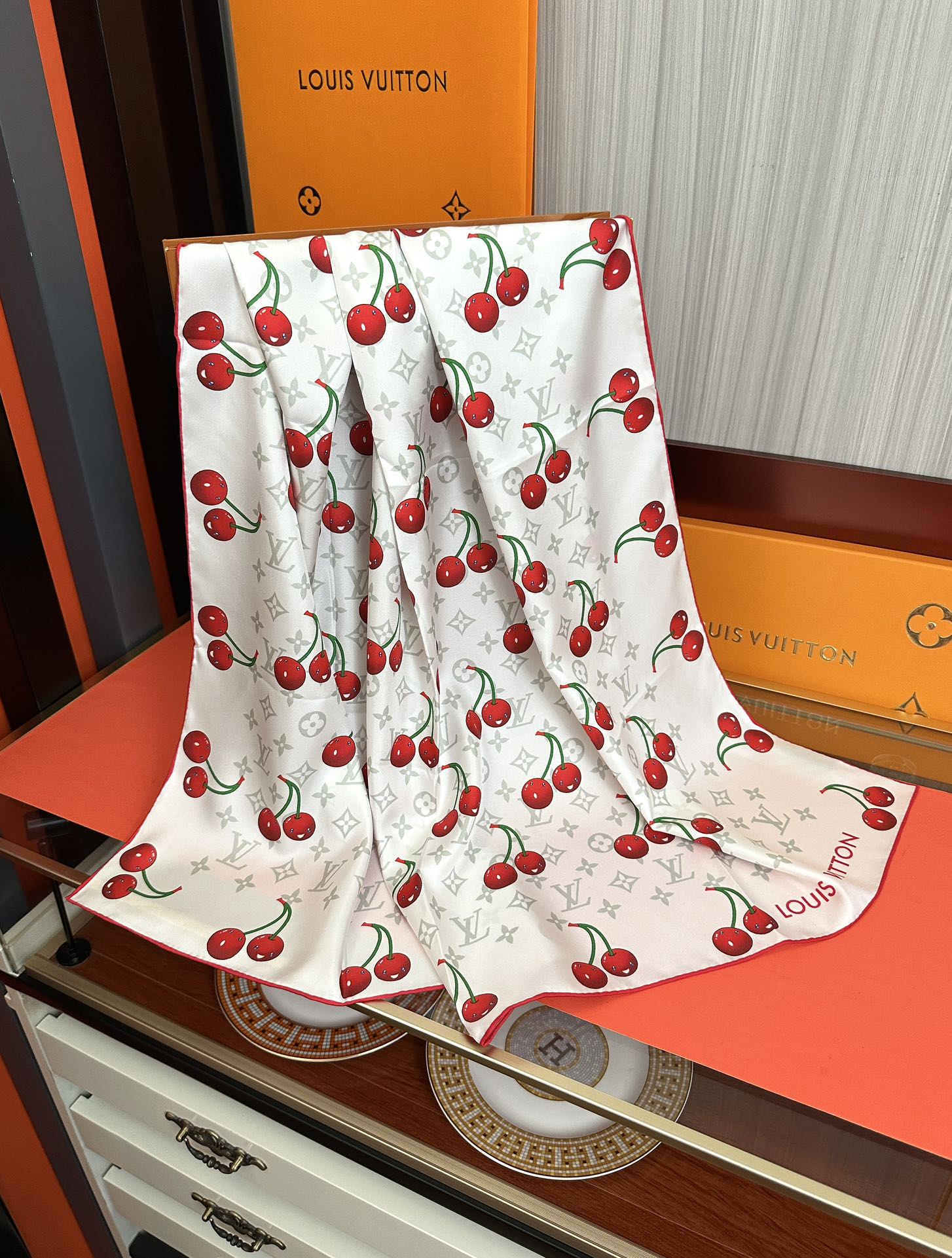 LV SCARF 90 CM IN SILK 03