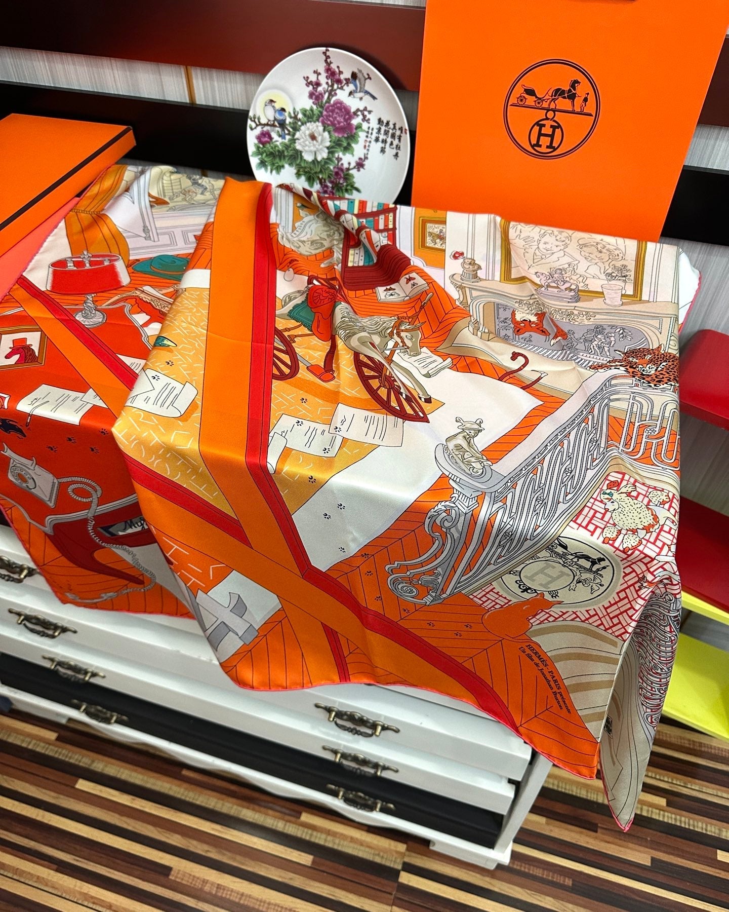 HERMES 26S SCARF 90 IN SILK 303324