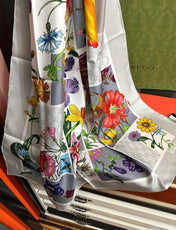 GUCCI 26S SCARF 90 IN SILK 311897