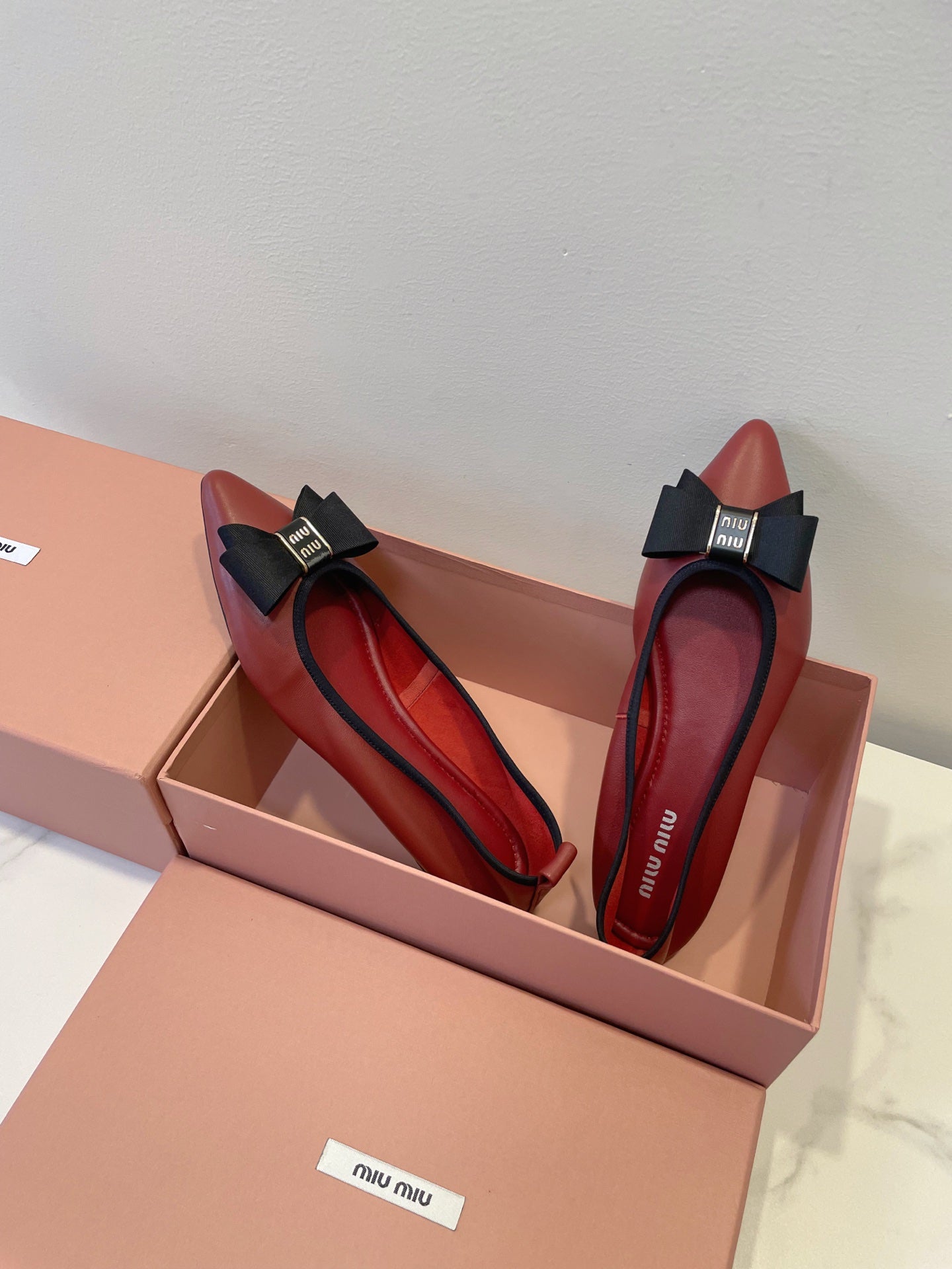 MIUMIU 26S BALLET FLATS IN DARK RED CALFSKIN WITH BOW