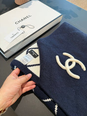 CHANEL 25S SCARF 180 CM IN WOOL CASHMERE 943031