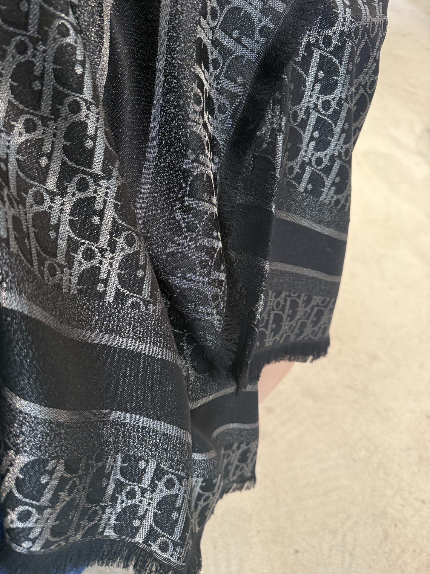 DIOR 26S SCARF 140 IN SILK AND CASHMERE 429180