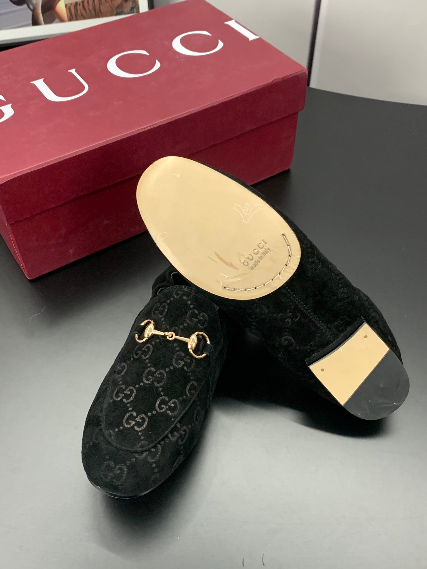 GUCCI 26S LOAFERS IN BLACK SUEDE