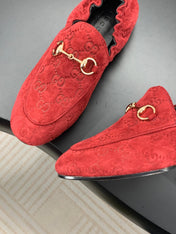 GUCCI 26S LOAFERS IN RED SUEDE WITH GOLD HARDWARE