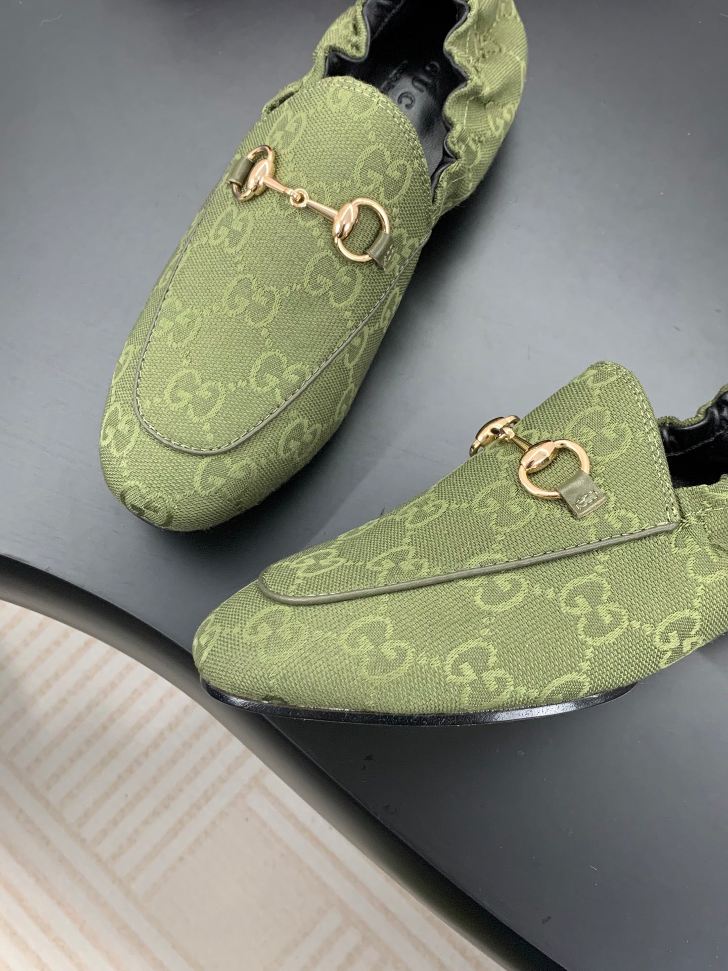 GUCCI 26S LOAFERS IN MOSS GREEN CANVAS