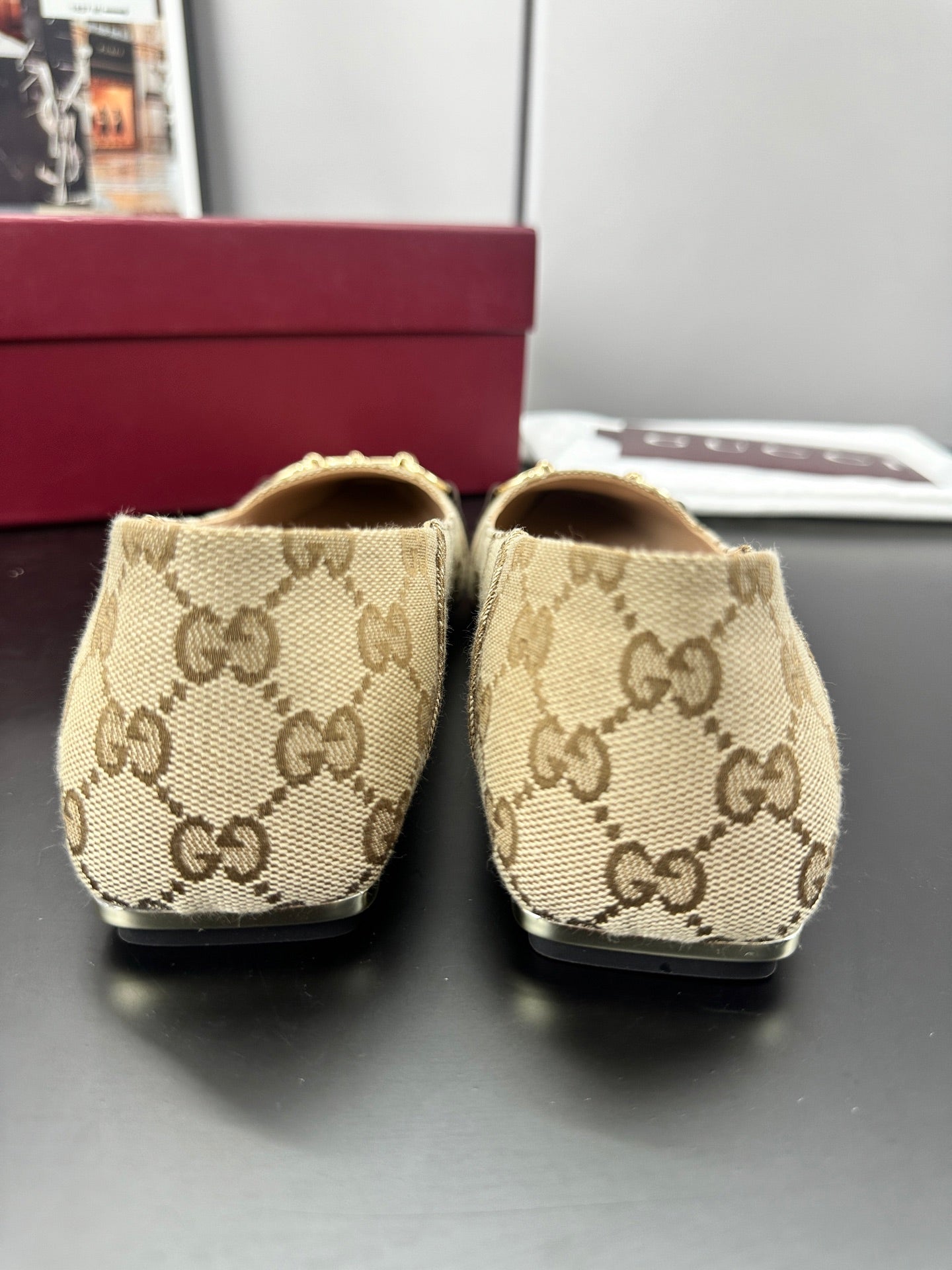 GUCCI 26S VITTORIA BALLERINA SHOES IN DARK BEIGE CANVAS
