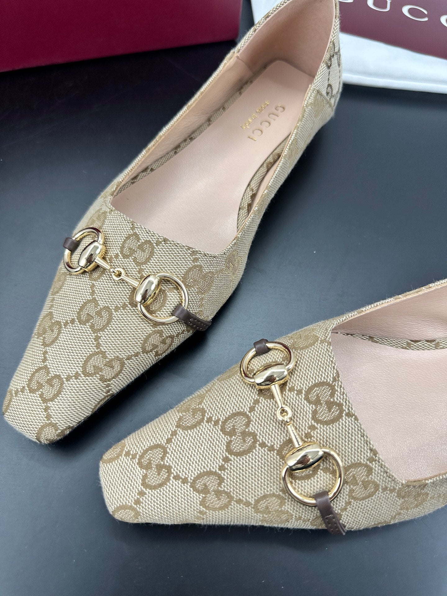 GUCCI 26S VITTORIA BALLERINA SHOES IN DARK BEIGE CANVAS