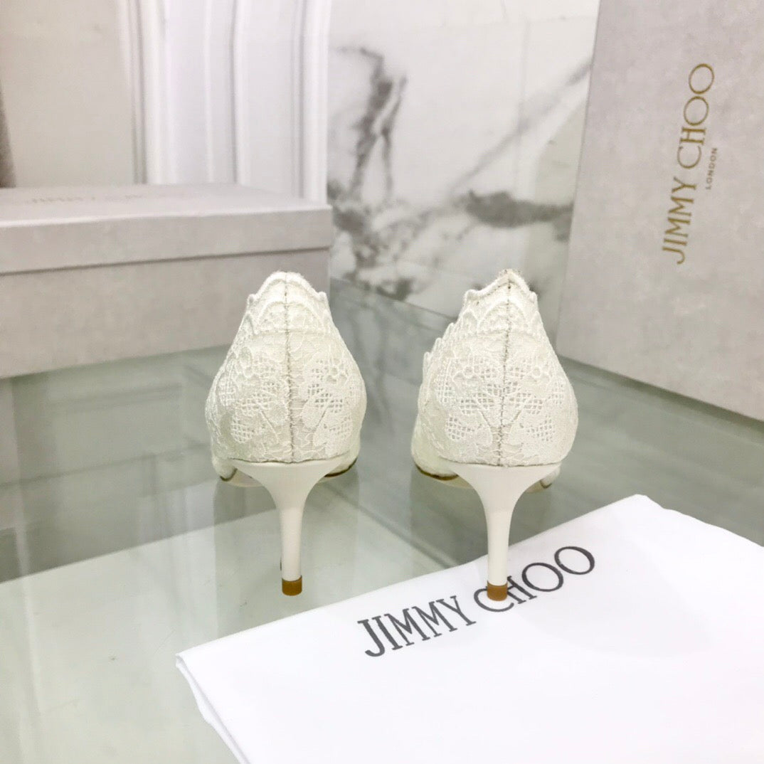 JIMMY CHOO 26S SCALLOPED LACE PUMP 65 MM IN WHITE FABRIC
