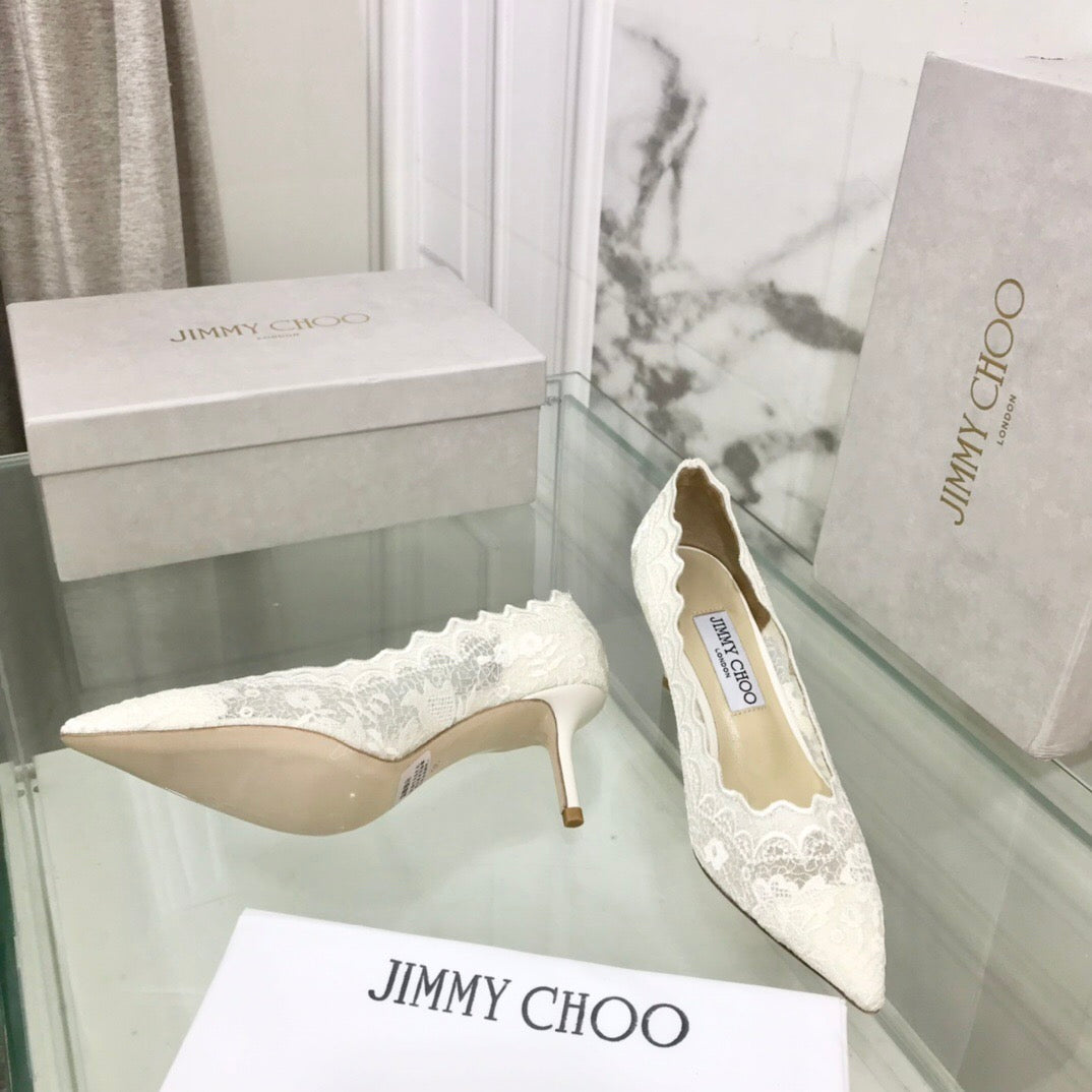 JIMMY CHOO 26S SCALLOPED LACE PUMP 65 MM IN WHITE FABRIC