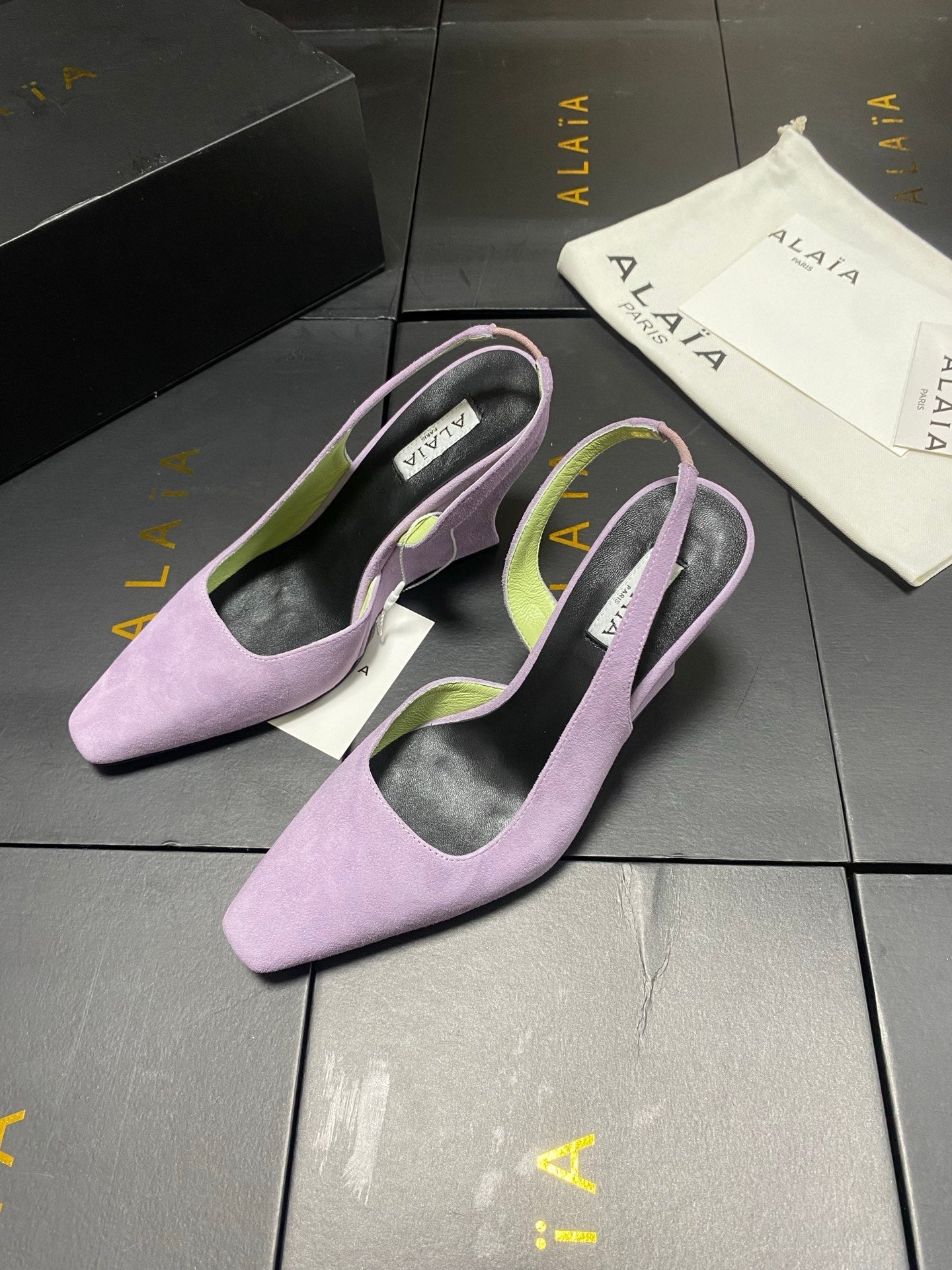ALAIA 26S WEDGE SLINGBACKS 95 MM IN PASTEL PURPLE SUEDE