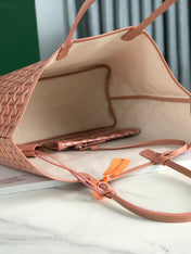 SAINT LOUIS PM 34 IN MANHATTAN PINK GOYARDINE CANVAS AND CALFSKIN