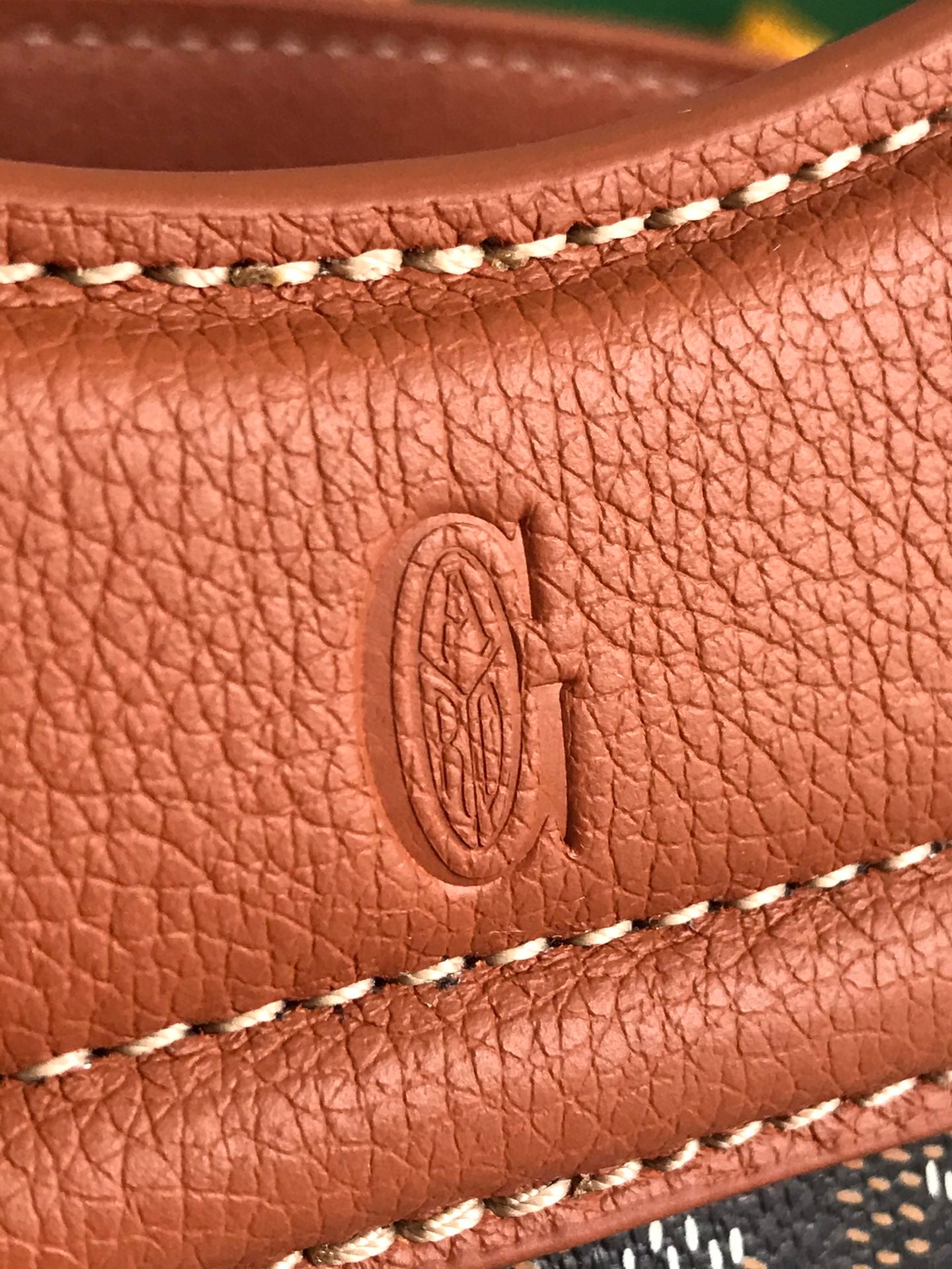 GOYA 26S BELUGA MINI BAG 23MM IN BROWN GOYARDINE CANVAS AND CALFSKIN