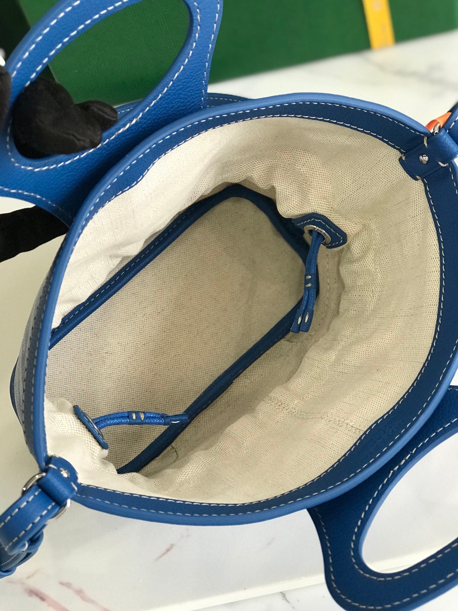 GOYA 26S BELUGA MINI BAG 23MM IN BLUE GOYARDINE CANVAS AND CALFSKIN