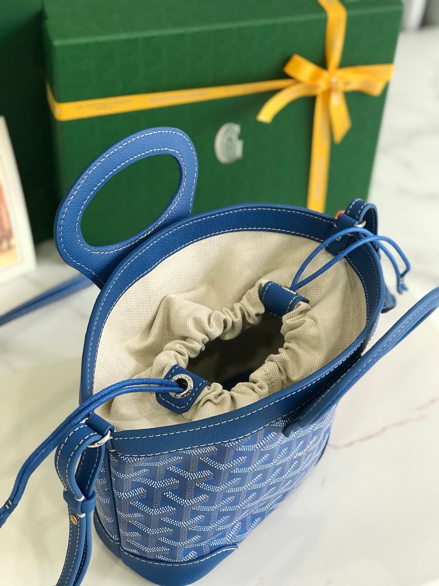 GOYA 26S BELUGA MINI BAG 23MM IN BLUE GOYARDINE CANVAS AND CALFSKIN