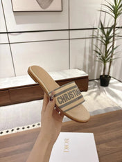 DWAY SLIDES IN BEIGE AND GRAY TECHNICAL FABRIC