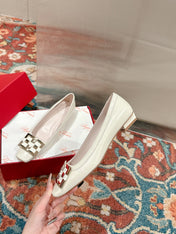 TROMPETTE BALLERINAS IN OFF WHITE SHINY CALFSKIN