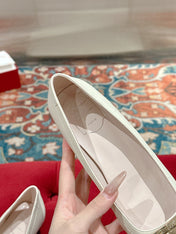TROMPETTE BALLERINAS IN OFF WHITE SHINY CALFSKIN