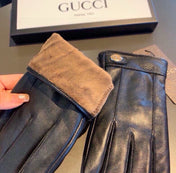 GLOVES IN BLACK CALFSKIN AND FLEECE LINING 465014
