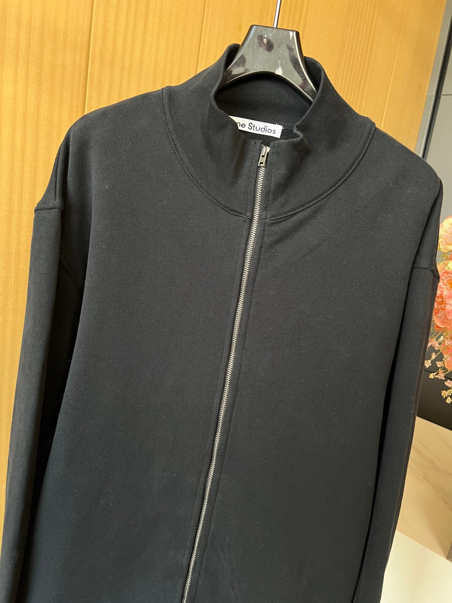 DIOR 25S EMBROIDERED SWEATSHIRT STYLE 223