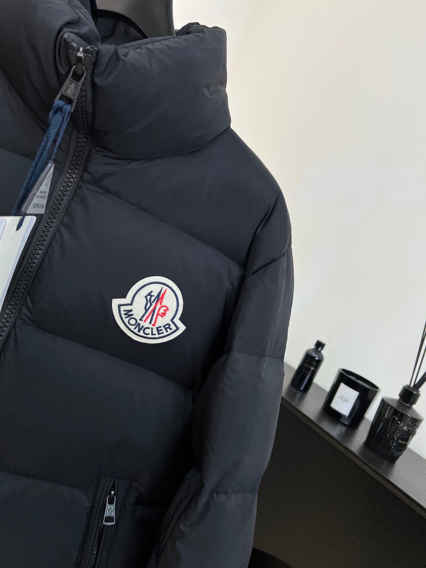 MONCLER 25S PUFFER JACKET 318