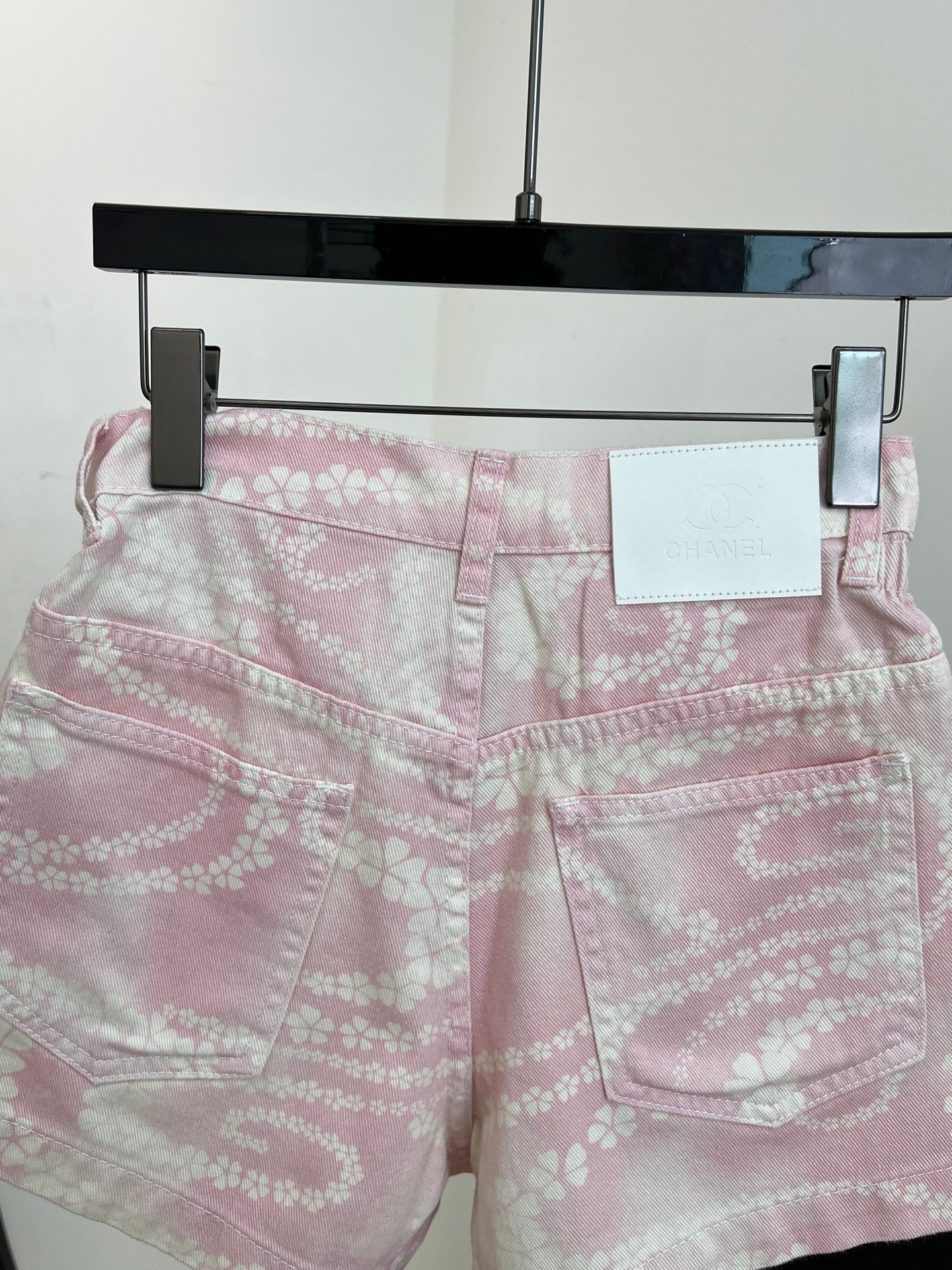 CHANEL 26S SHORTS STYLE 1061