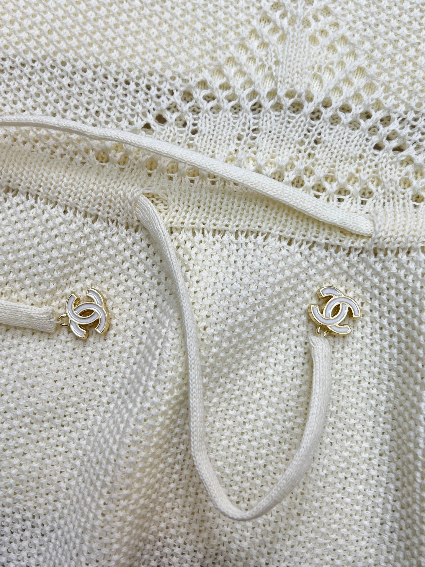 CHANEL 26S SHORT-SLEEVE KNIT TOP 1484