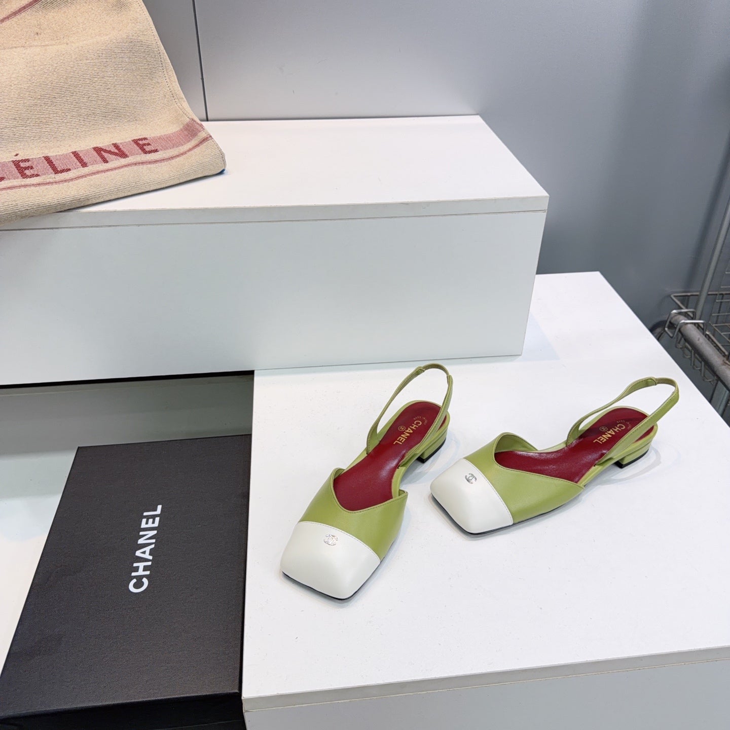 CHANEL 26S FLAT SLINGBACK IN GREEN LAMBSKIN WITH WHITE CAP TOE