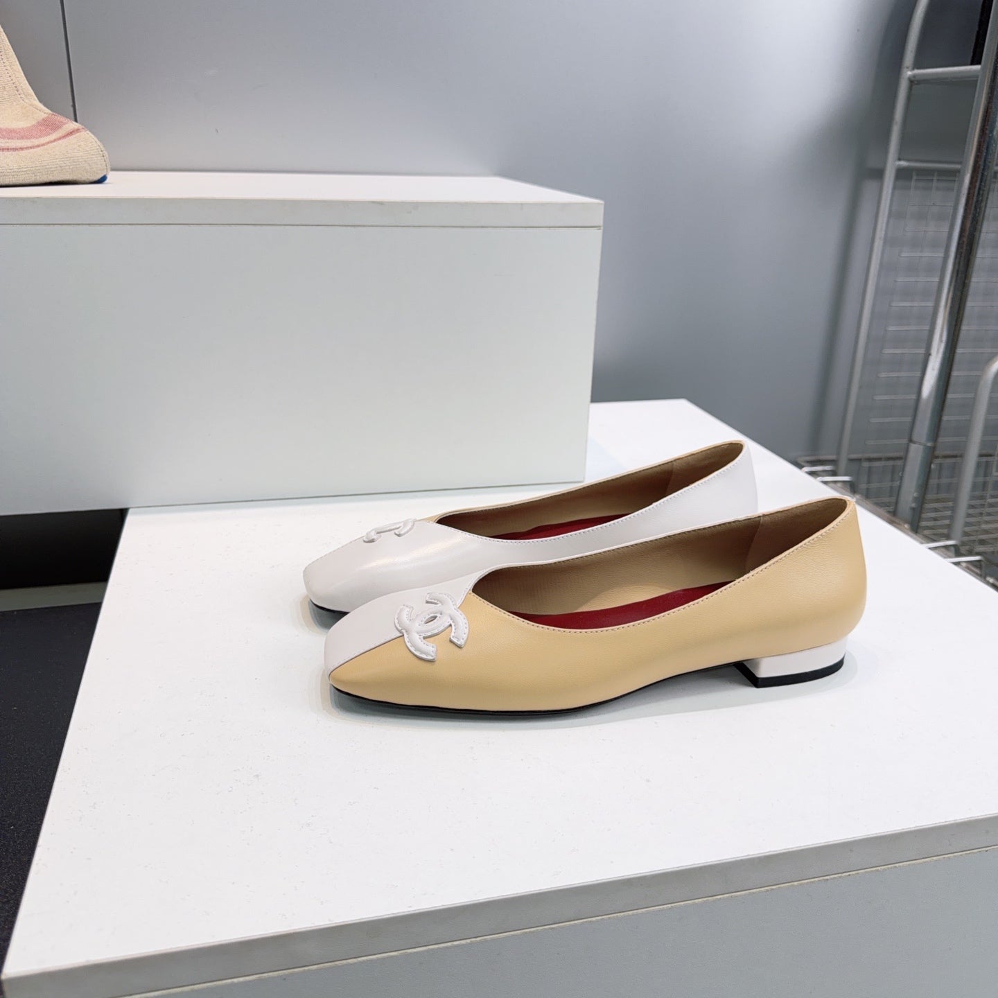 CHANEL 26S SQUARE-TOE FLATS IN BEIGE AND WHITE LAMBSKIN
