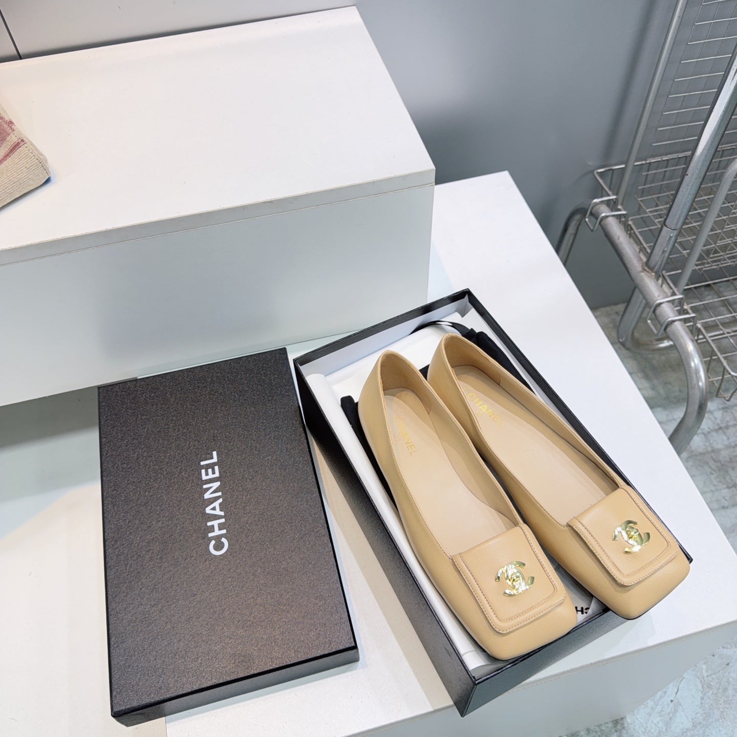 CHANEL 26S SQUARE-TOE BALLET FLATS IN BEIGE LAMBSKIN