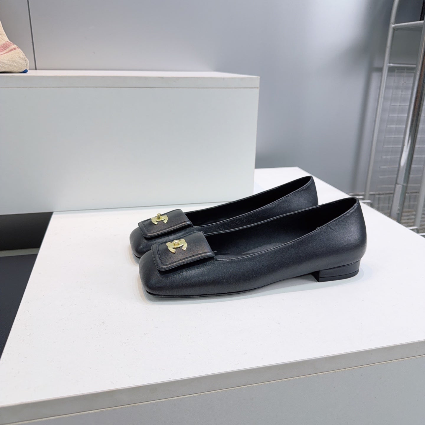 CHANEL 26S SQUARE-TOE BALLET FLATS IN BLACK LAMBSKIN