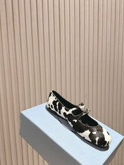 PRADA 25S CRYSTAL EMBELLISHED BALLERINA IN WHITE AND BLACK FUR