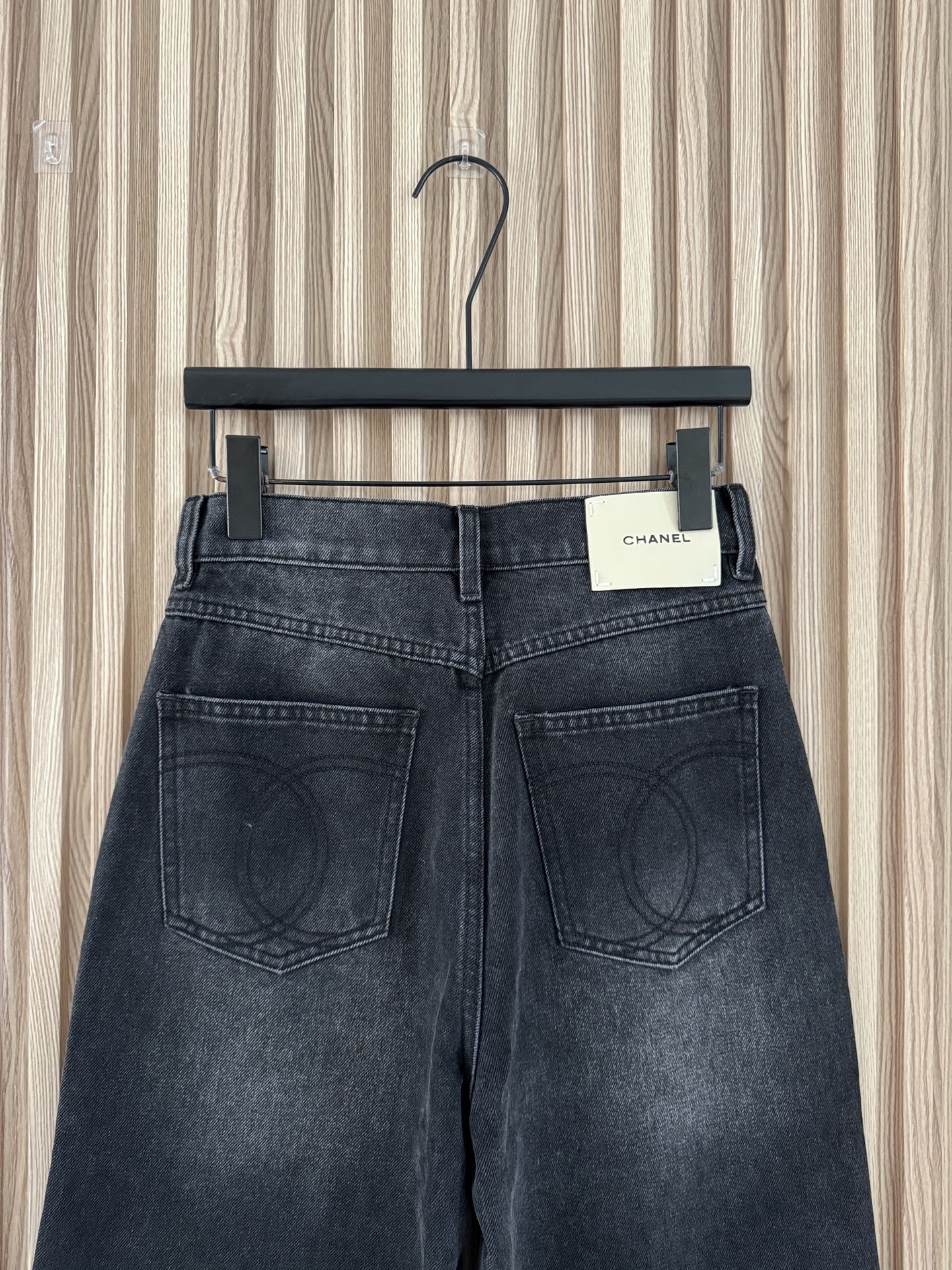 CHANEL 26S STRAIGHT-LEG JEANS 1392
