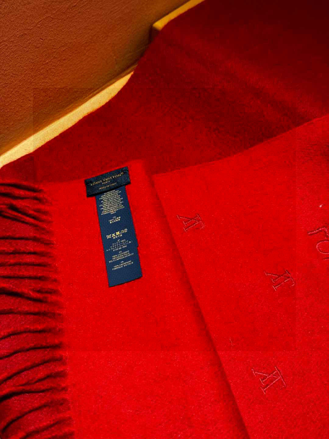 LV SCARF 180 CM IN CASHMERE 730574
