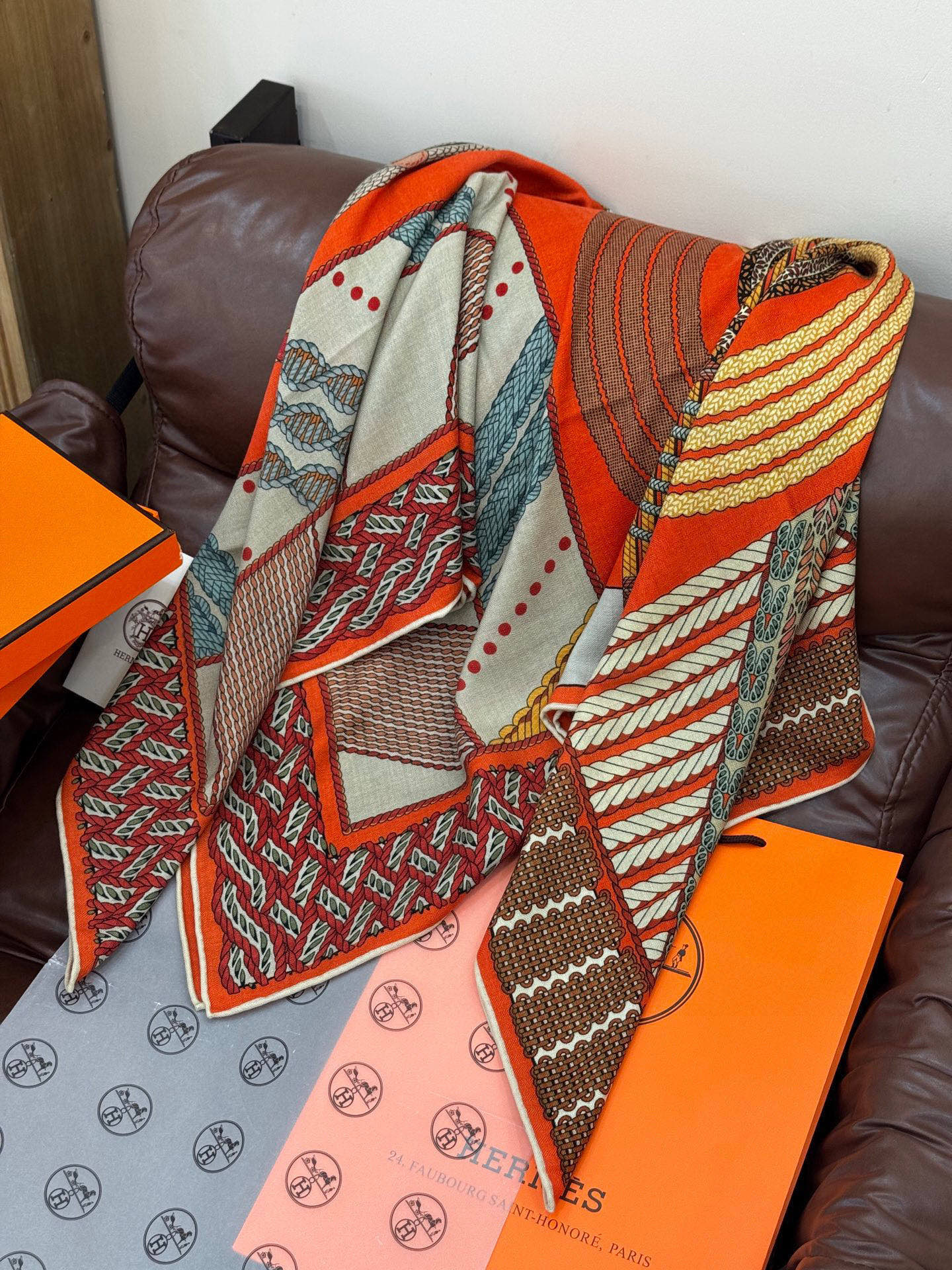 HERMES 25S SCARF 140 IN SILK 854806