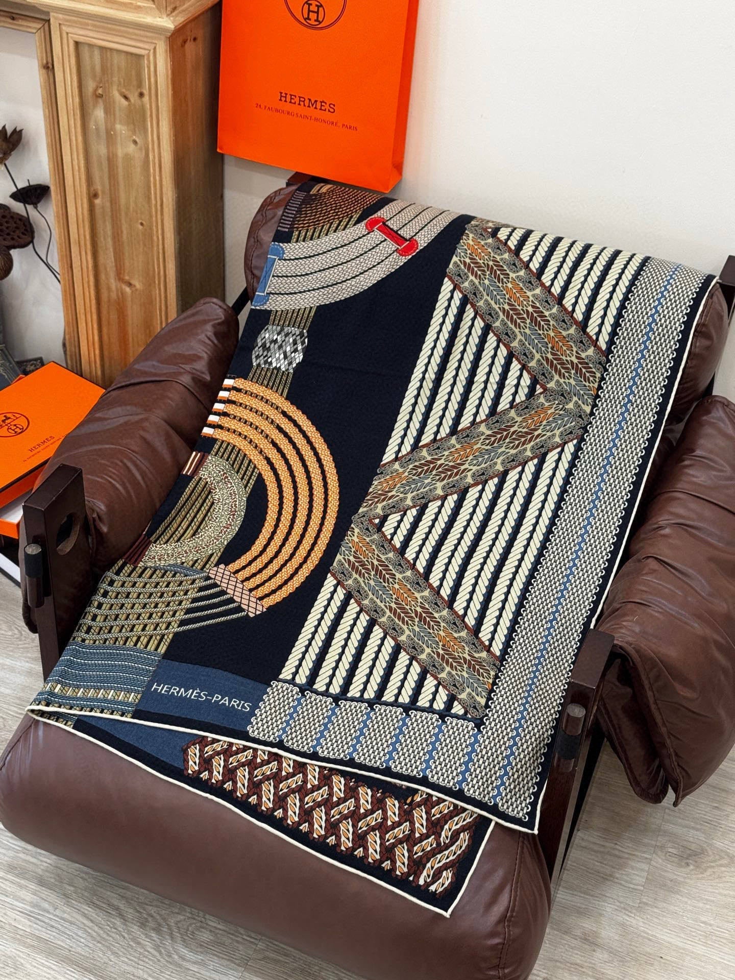 HERMES 25S SCARF 140 IN SILK 854807