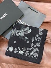 CHANEL 25S SCARF 135 IN CASHMERE 883660