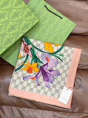 GUCCI 26S SCARF 140 IN CASHMERE AND SILK 250153
