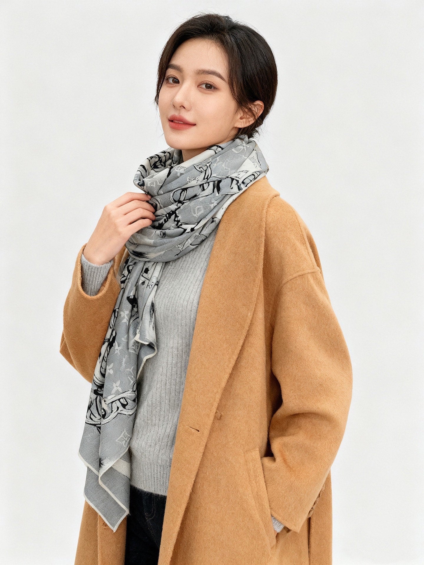 LV 26S SCARF 135 IN CASHMERE AND SILK 316781