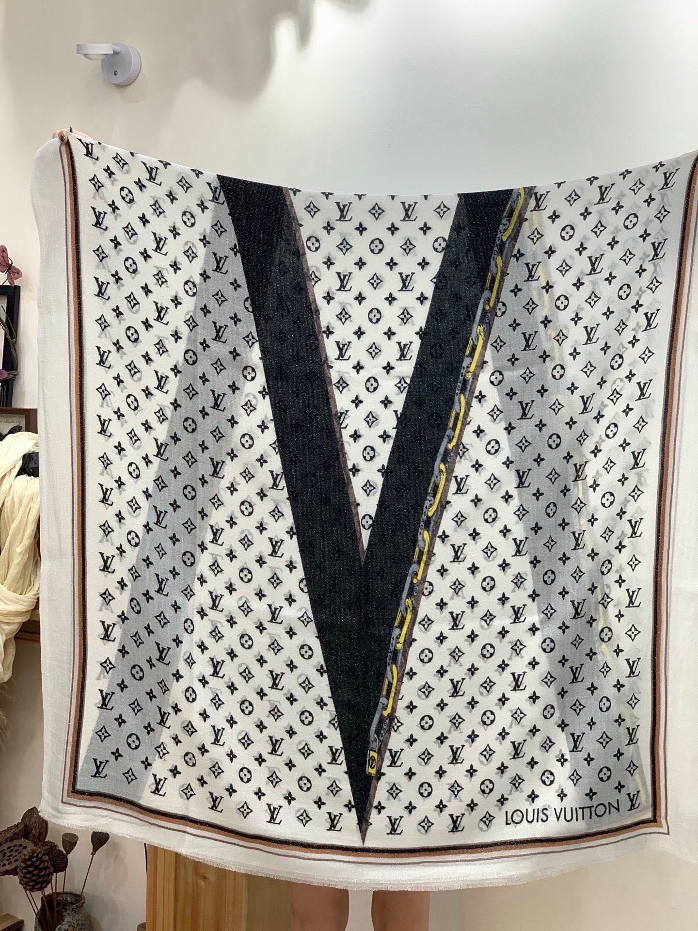 LV 26S SCARF 200 IN CASHMERE 318525