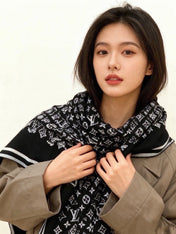 LV 26S SCARF 135 IN CASHMERE AND SILK 320926