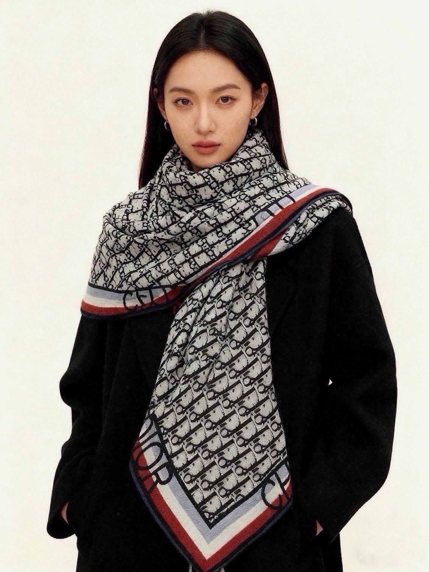 DIOR 26S SCARF 140 IN CASHMERE AND SILK 433906