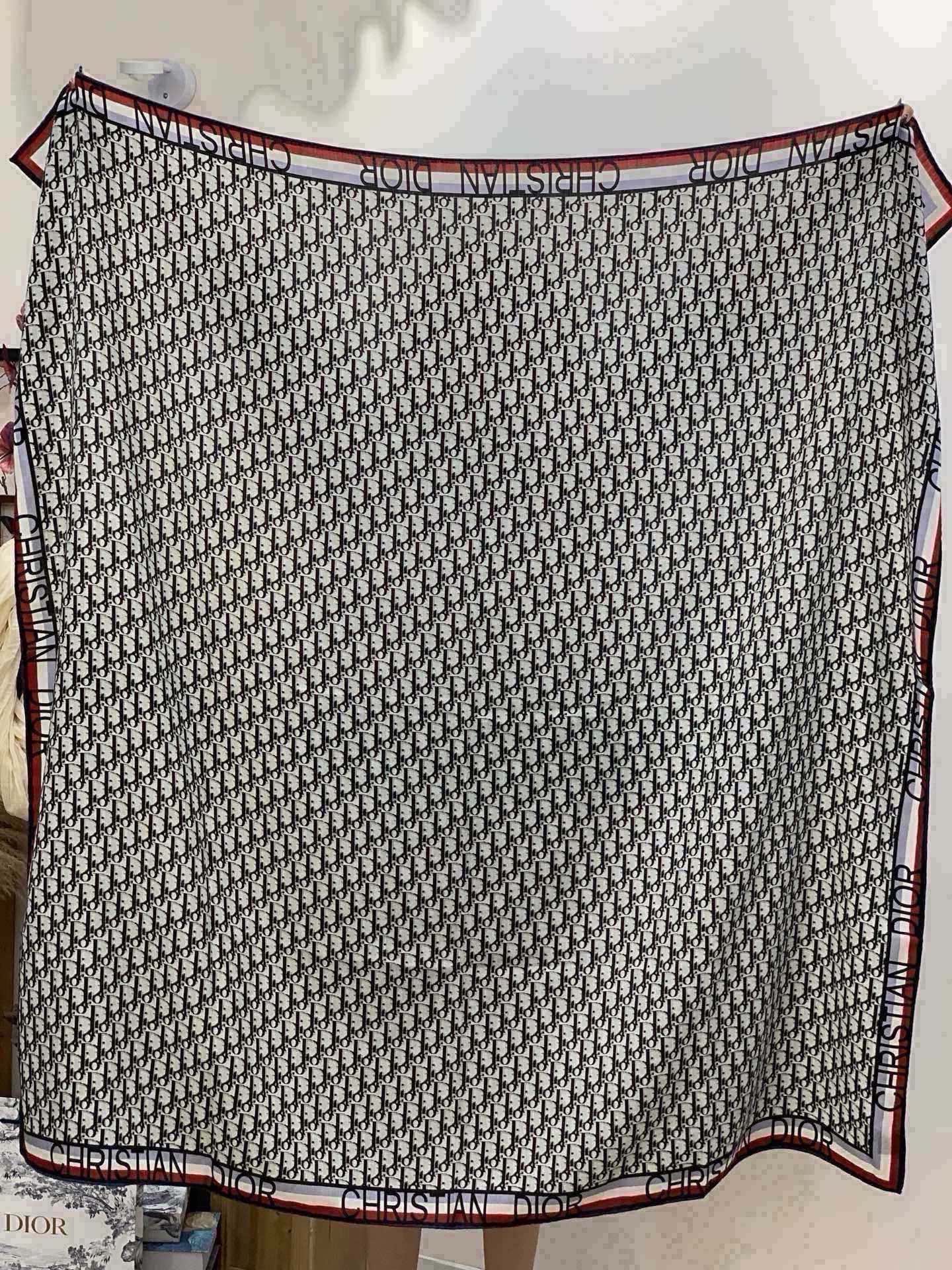 DIOR 26S SCARF 140 IN CASHMERE AND SILK 433906