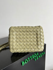 BV Small Parachute 21 Light Olive Lambskin Ghw