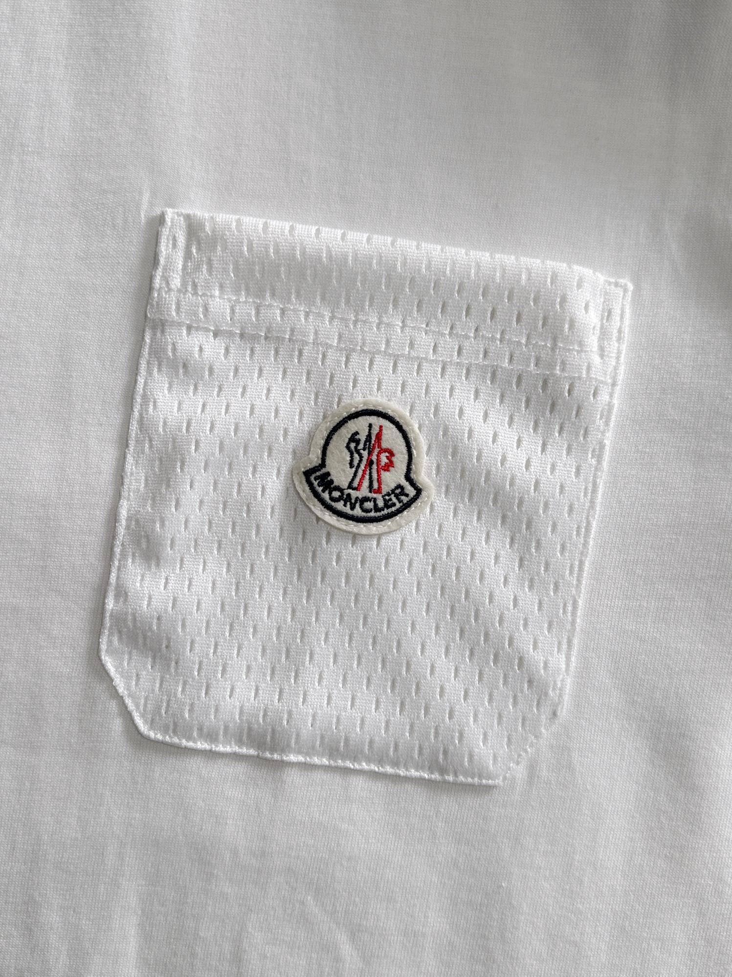 MONCLER 26S SHORT SLEEVE T-SHIRT 632