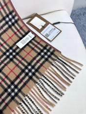 CHECK CAPE IN SAND BROWN WOOL 410154